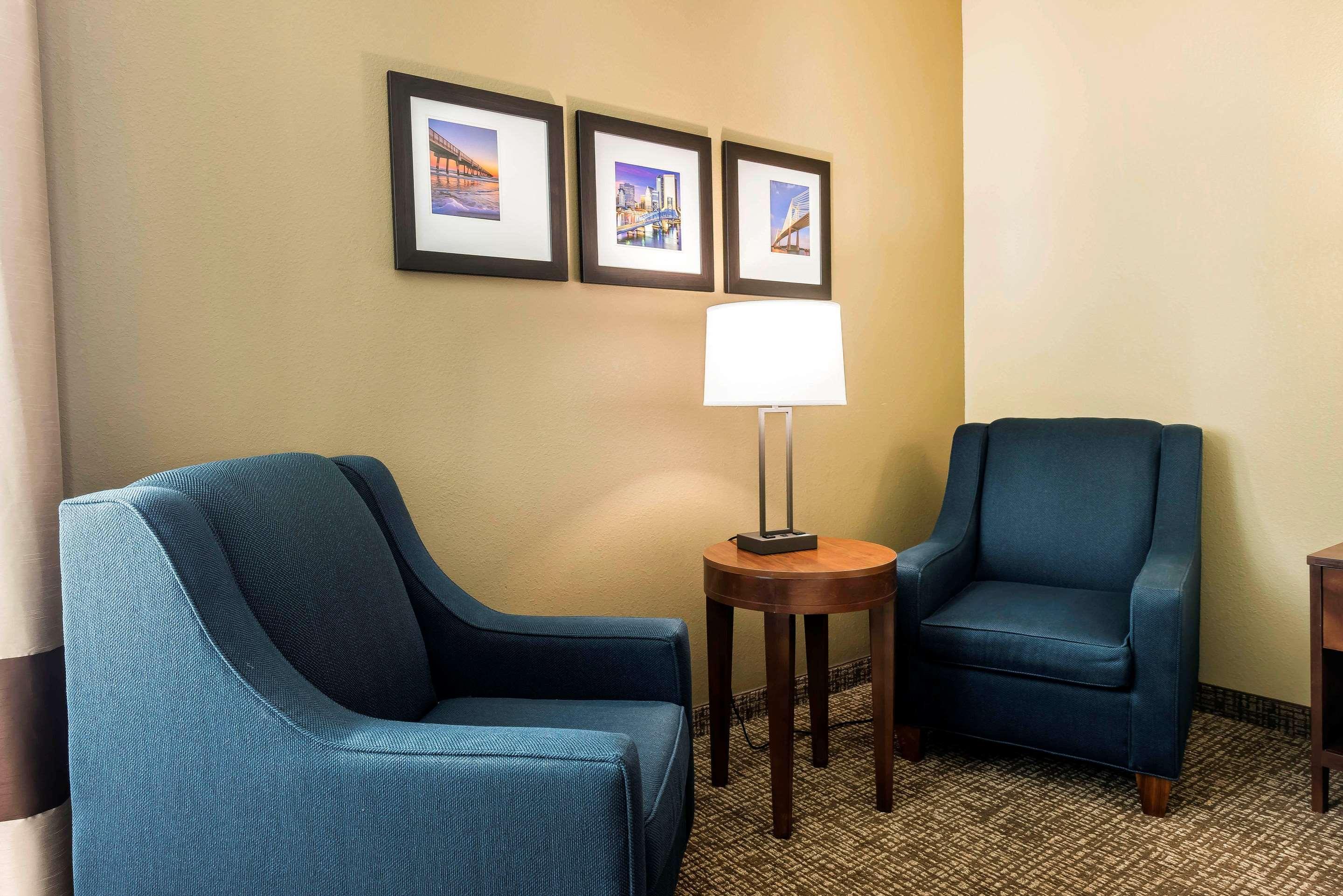 Comfort Suites Baymeadows Near Butler Blvd Jacksonville Exterior foto